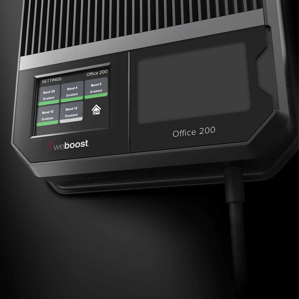 weBoost Office 200 Signal Booster - LCD display close-up