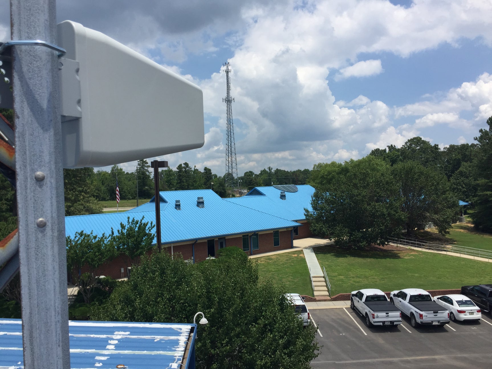 Wilson 314475 75 Ohm Wide Band High Gain Directional Outside Building Antenna