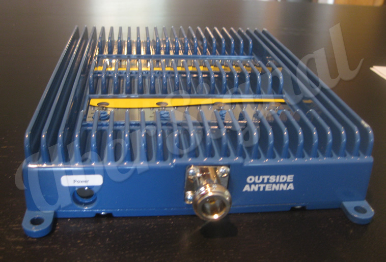 A side view of the Wilson 803670 AG PRO Quint amplifier